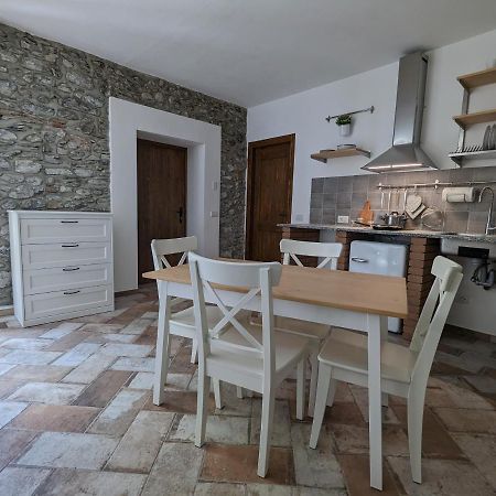 Antica Osteria Apartments Dongo Extérieur photo